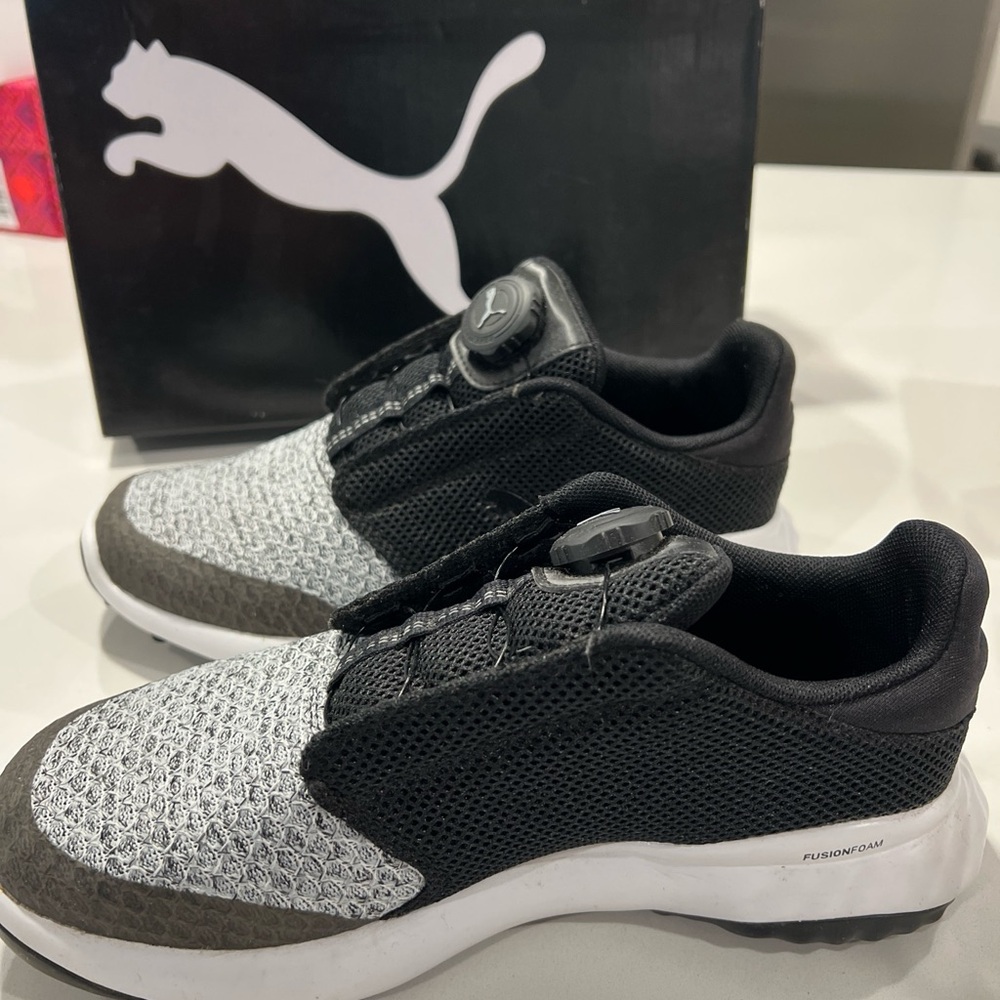 Puma grip fusion sport junior size 5 worn once